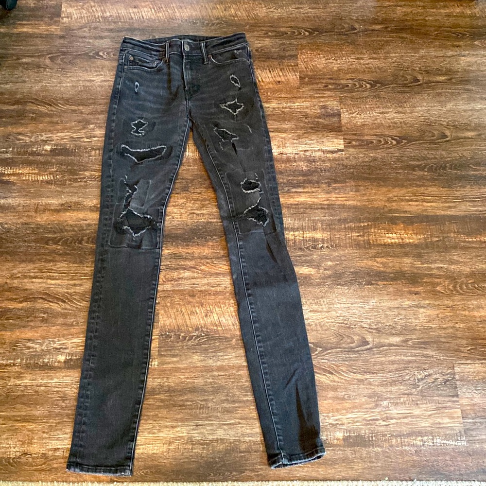 Black stacked slim men’s jeans 29x32. American eagle. Lots of life left in them.